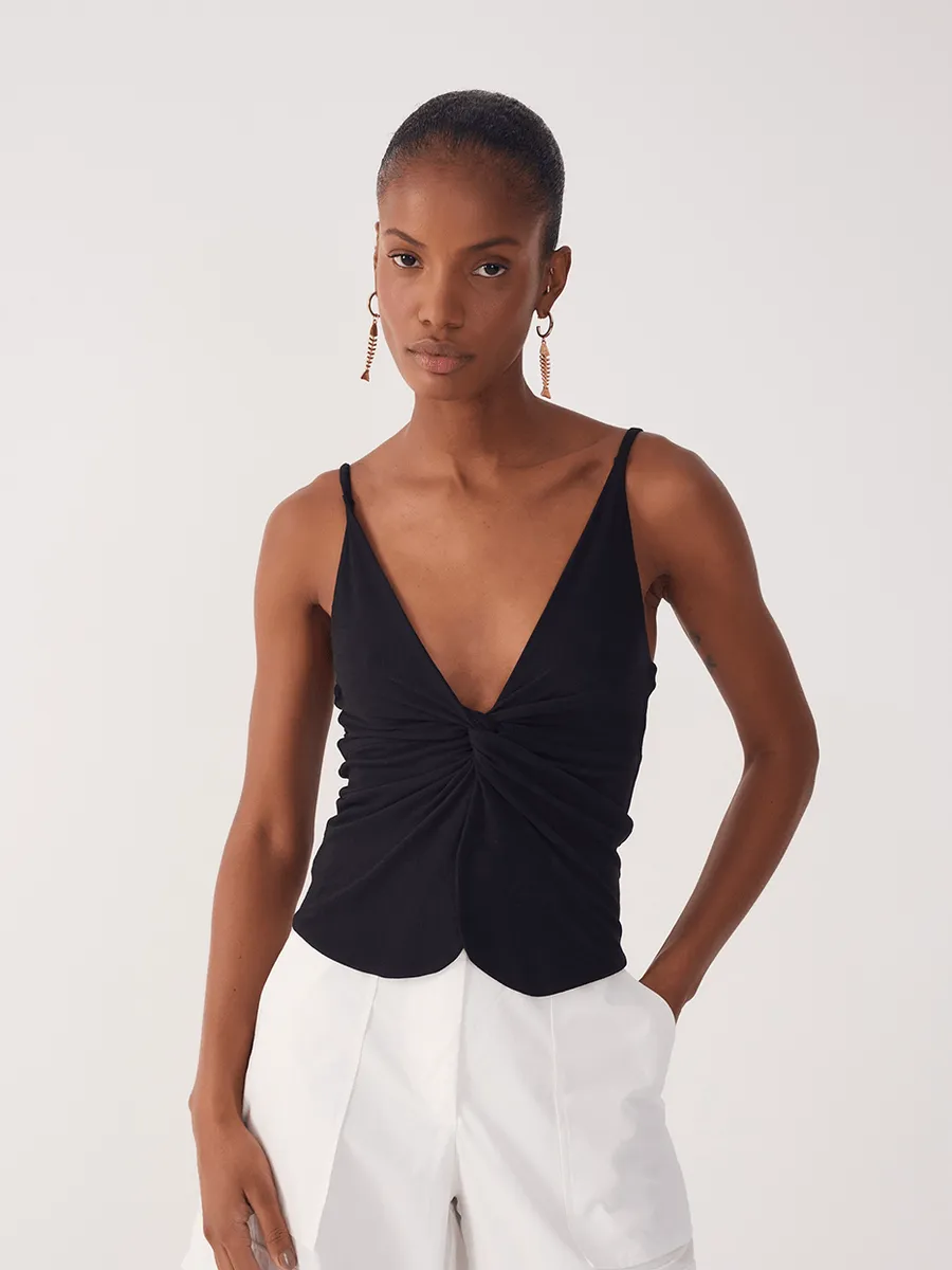 Blusa de grife em promoção