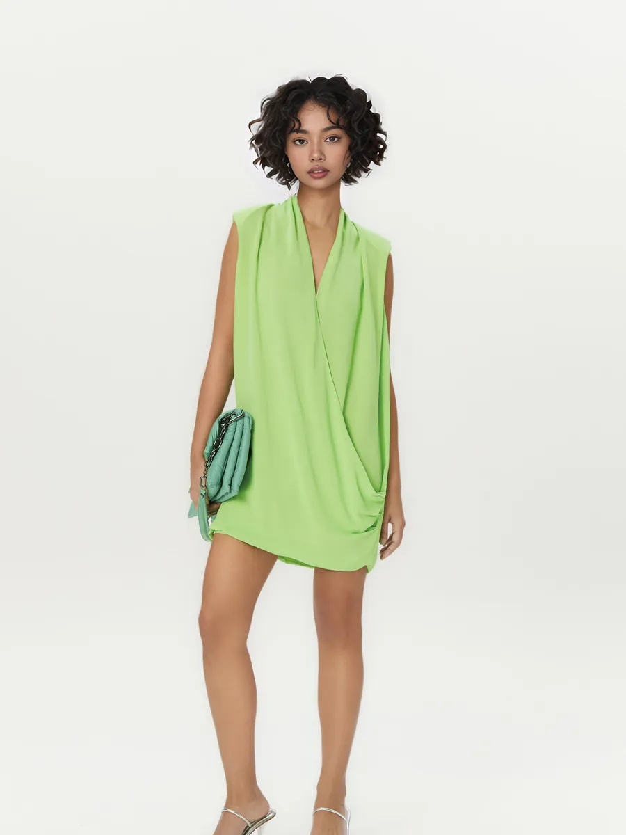 Vestido de grife em promoção