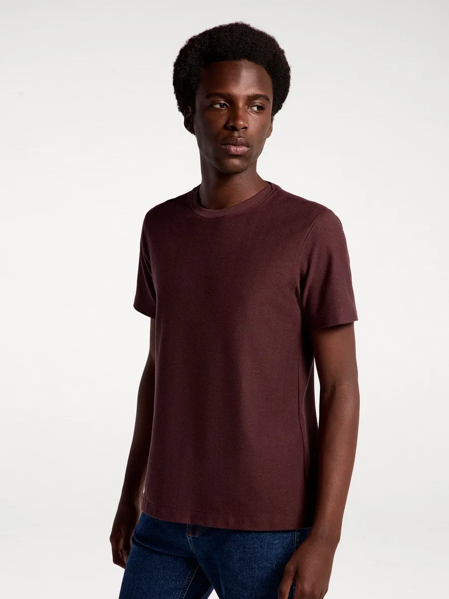 Hering Adulto, Camiseta Masculina Manga Curta Texturizada - Vinho