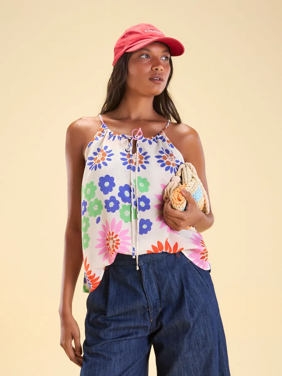 Blusa de grife em promoção