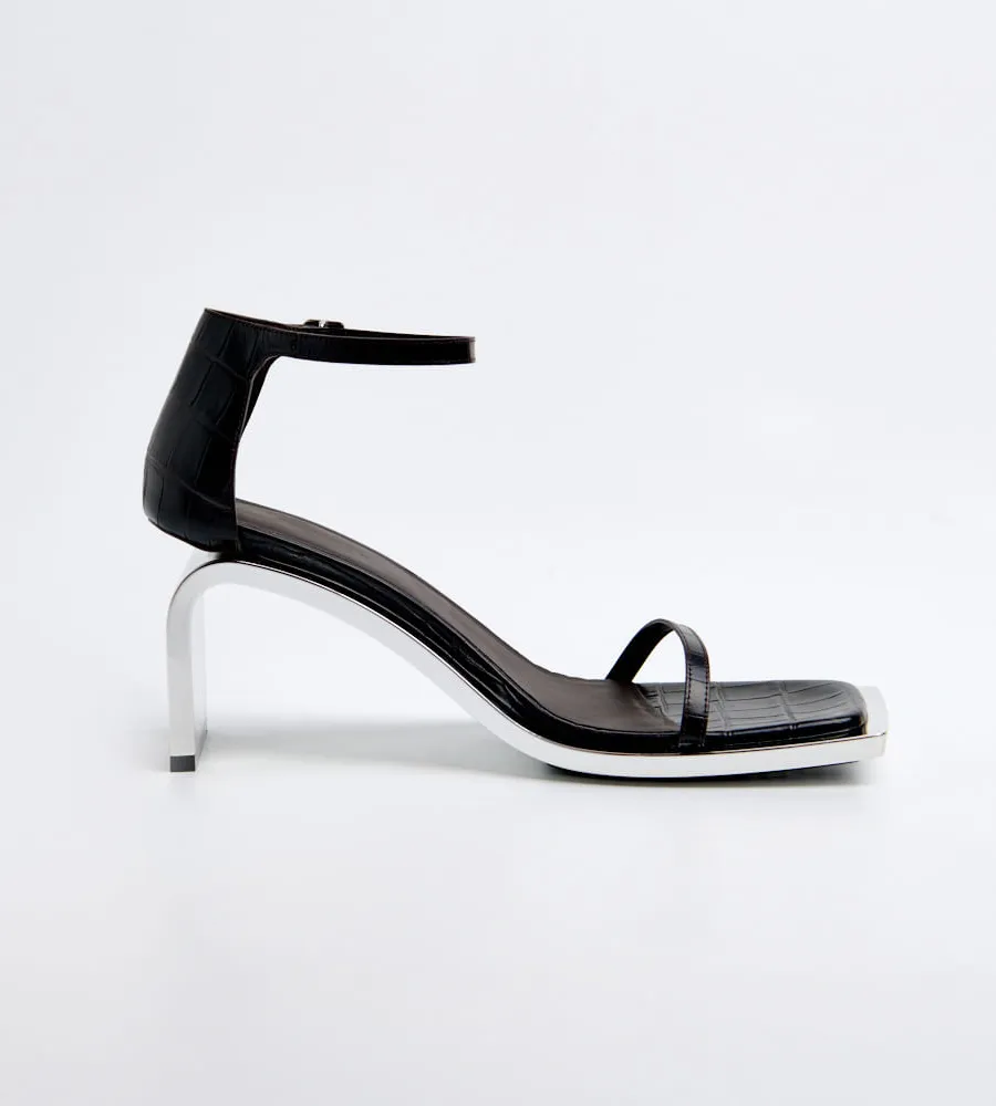 Courrèges, Sandália Estampa Croco Courrèges