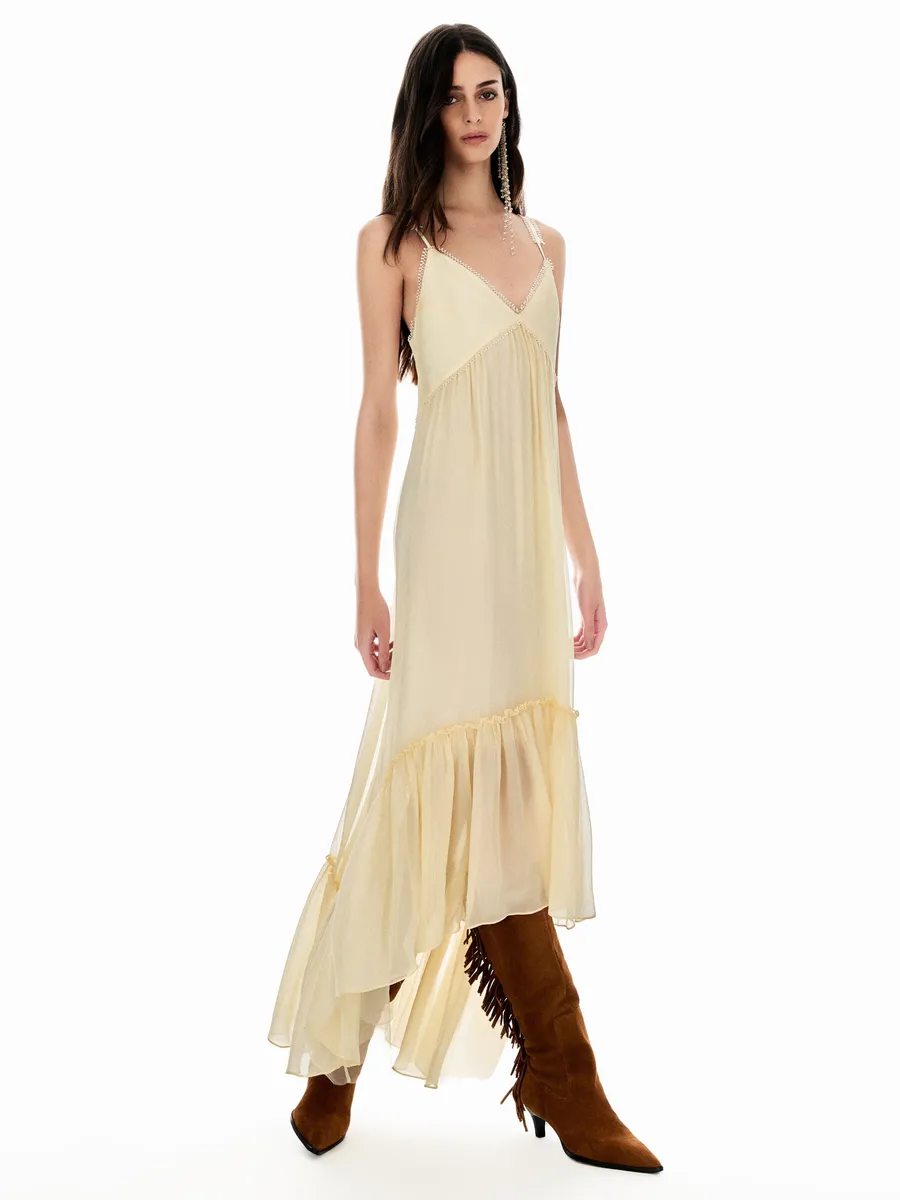 Vestido de grife em promoção