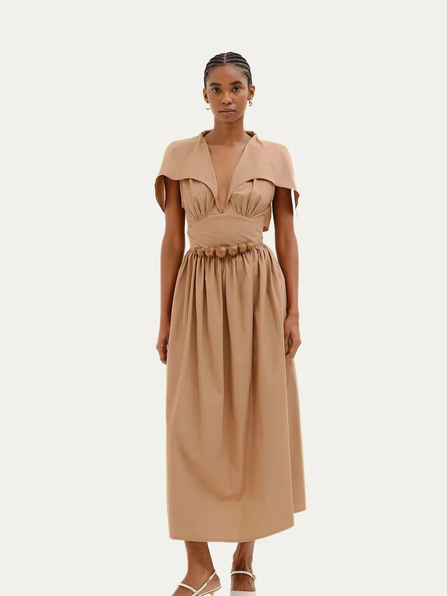 Vestido de grife em promoção